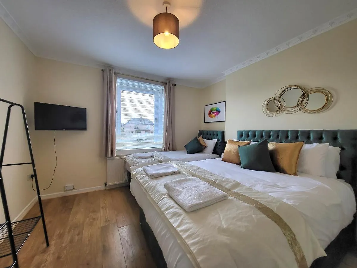 4 Bedrooms Apartment By Sensational Stay Short Lets & Serviced Accommodation 에든버러