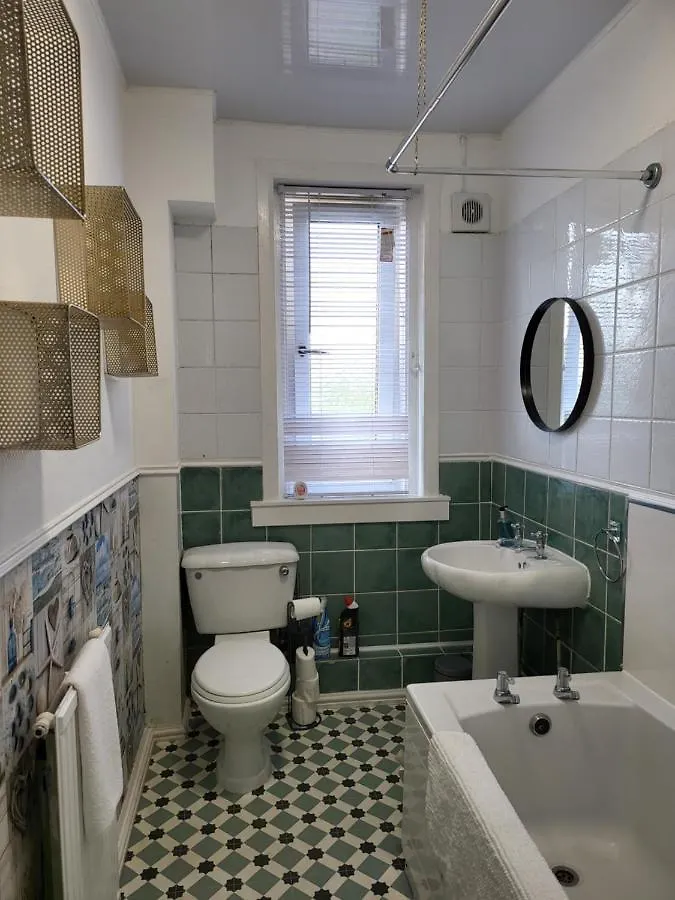 4 Bedrooms Apartment By Sensational Stay Short Lets & Serviced Accommodation Edinburgh