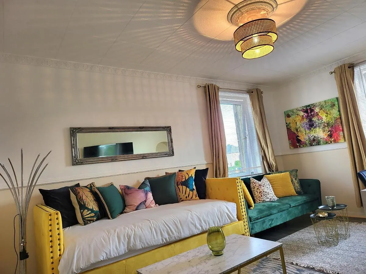 4 Bedrooms Apartment By Sensational Stay Short Lets & Serviced Accommodation Edinburgh United Kingdom