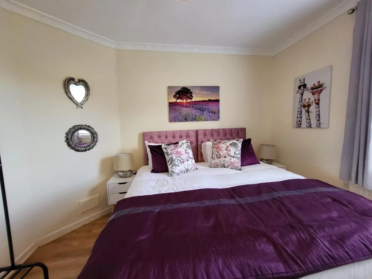 4 Bedrooms Apartment By Sensational Stay Short Lets & Serviced Accommodation Edinburgh
