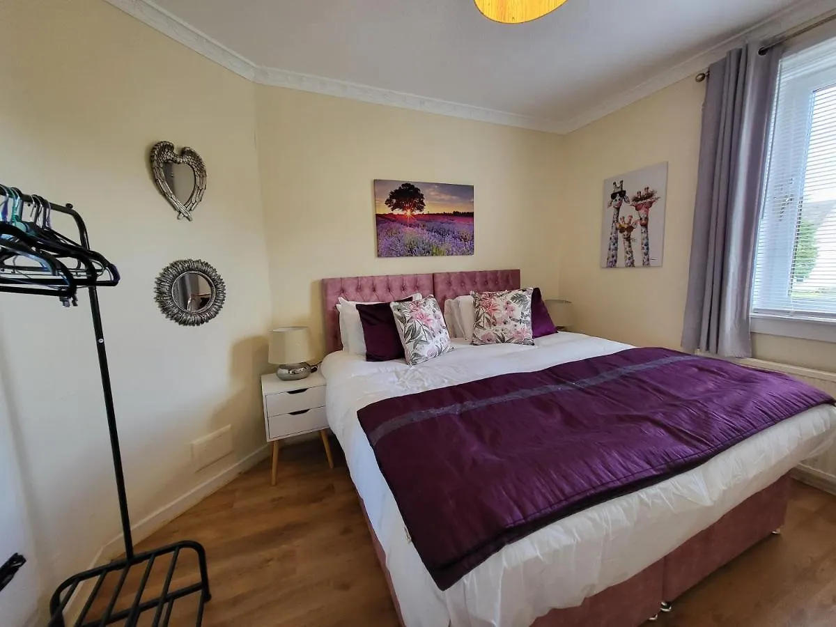 4 Bedrooms Apartment By Sensational Stay Short Lets & Serviced Accommodation Edinburgh