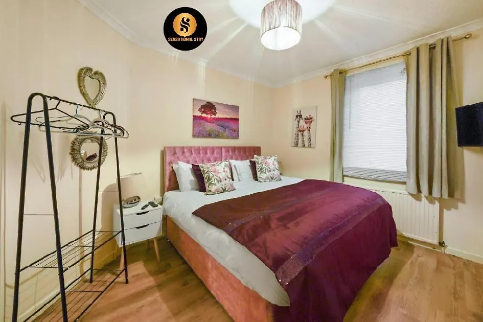 4 Bedrooms Apartment By Sensational Stay Short Lets & Serviced Accommodation Edinburgh 0*,  United Kingdom